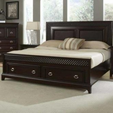 traditional-panel-bed-big-0