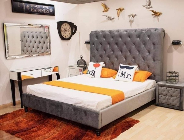 mart-luxury-bed-with-two-side-tables-big-0