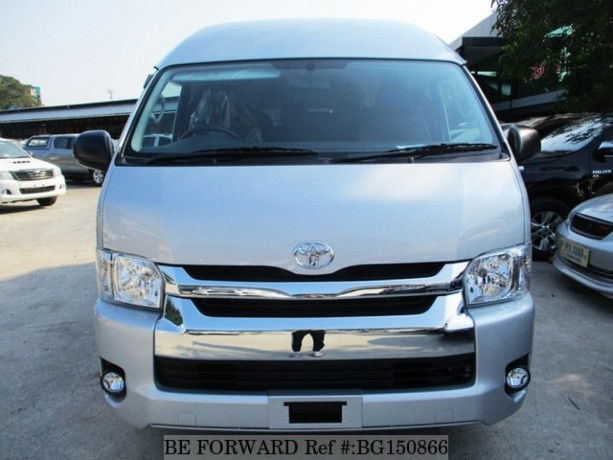 toyota-hiace-grand-cabin-ya-koi-bhi-commercial-gaari-hasil-karen-big-4