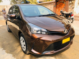 Toyota Vitz Ya Toyota Ka Koi Sa Bhi Model Hasil Karen