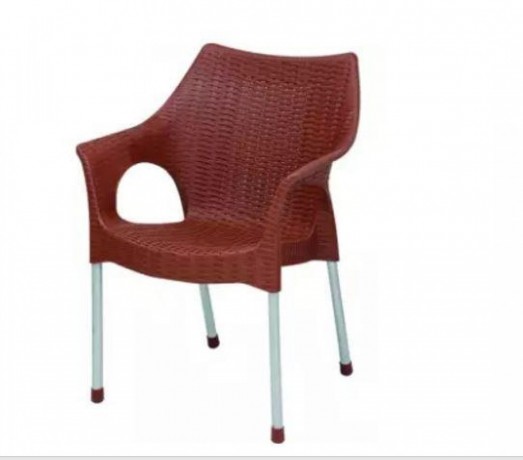 4-rattan-plastic-chairs-with-plastic-table-big-0