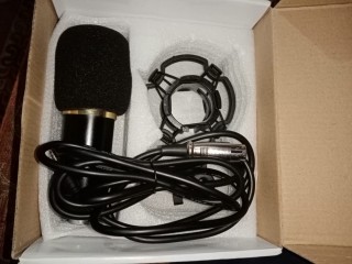 Studio quality BM800 microphone for sale