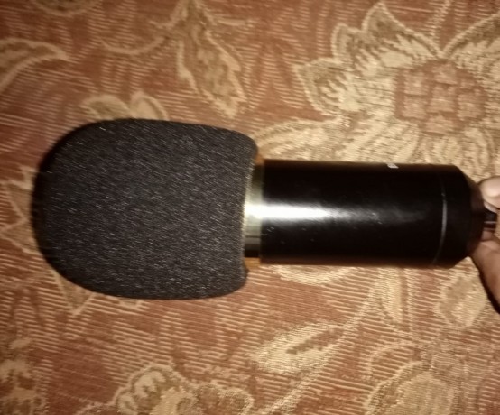 studio-quality-bm800-microphone-for-sale-big-2