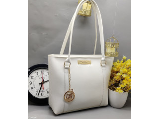 Classic Women's Shoulder Bags Good Quality Available