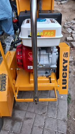 asphalt-cutter-for-road-cutting-big-2