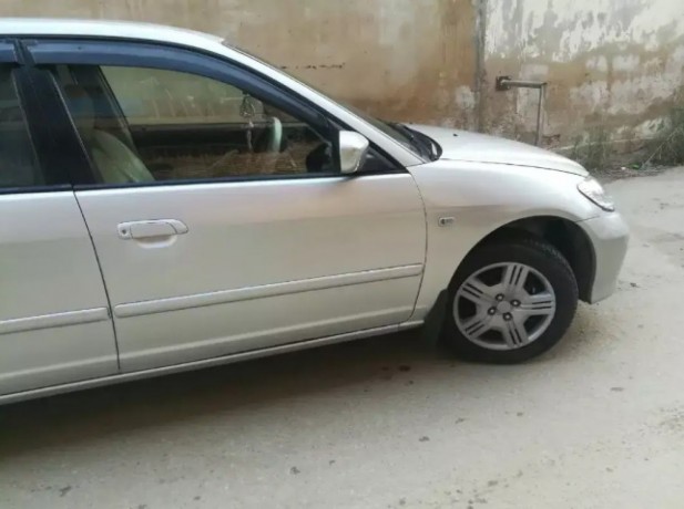 honda-civic-2006-exi-manual-for-sale-big-3