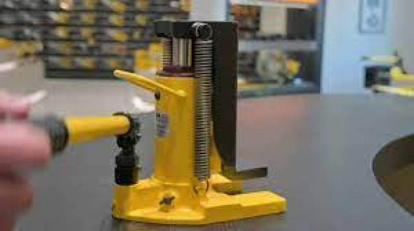 hydraulic-toe-jack-big-3