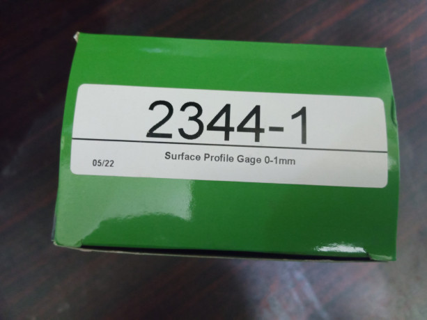 insize-2344-1-surface-profile-gauge-big-1