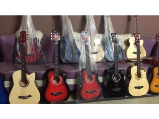 New year sale offer all guitar available 2020