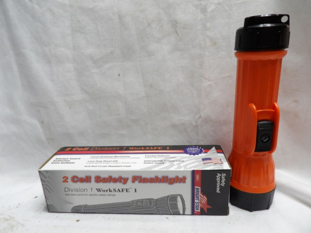 explosion-proof-division-1-worksafe-1-flashlight-big-2