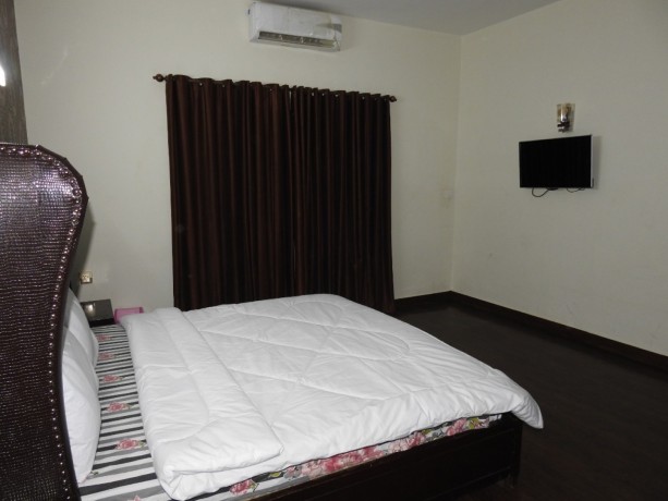 ideal-inn-guest-house-03011115155-big-2